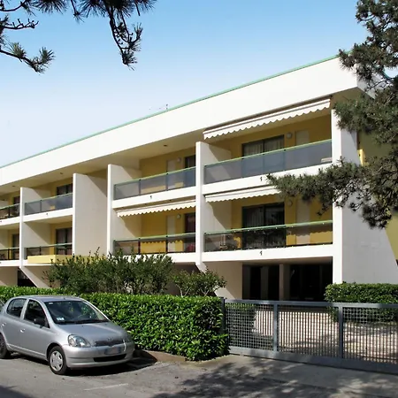 Apartment Croce Del Sud-7 By Interhome